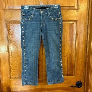 Rocawear Women’s/Jr’s Embellished, Capri jeans, size 3GUC